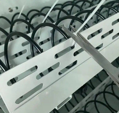 Mesin Penjual Otomatis Interaktif Logam 200W Disesuaikan Untuk Jus Jeruk